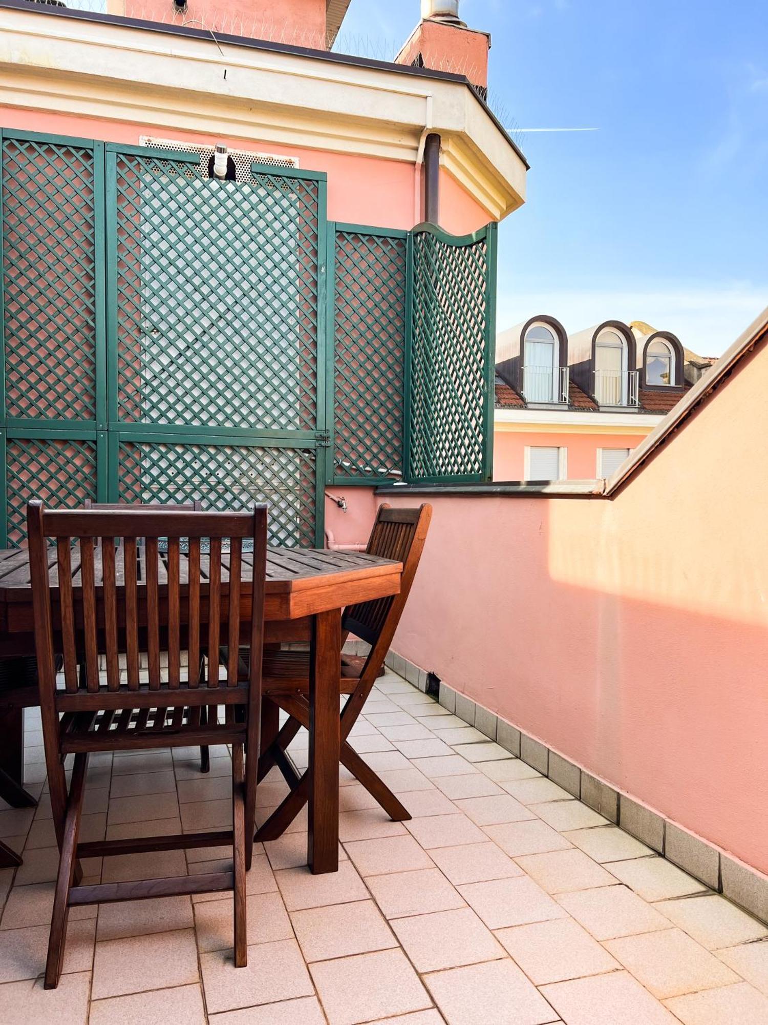 Comecasa Terraced Attic Mole Antonelliana View Apartment Turin